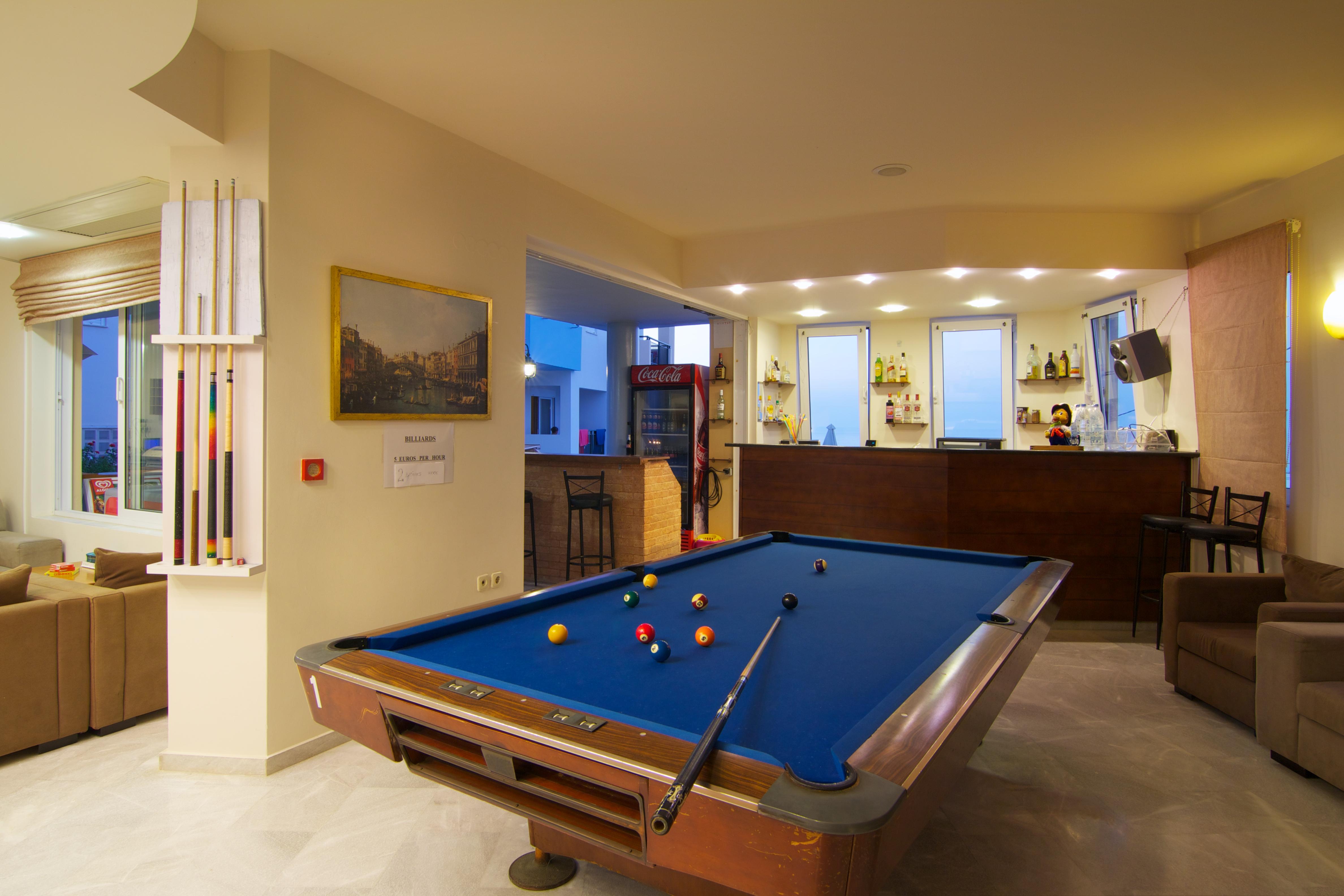 Radamanthy's Aparthotel Sfáka